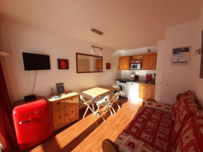 Studio cabine 4 pers à Valfréjus, proche télécabine - FR-1-561-138